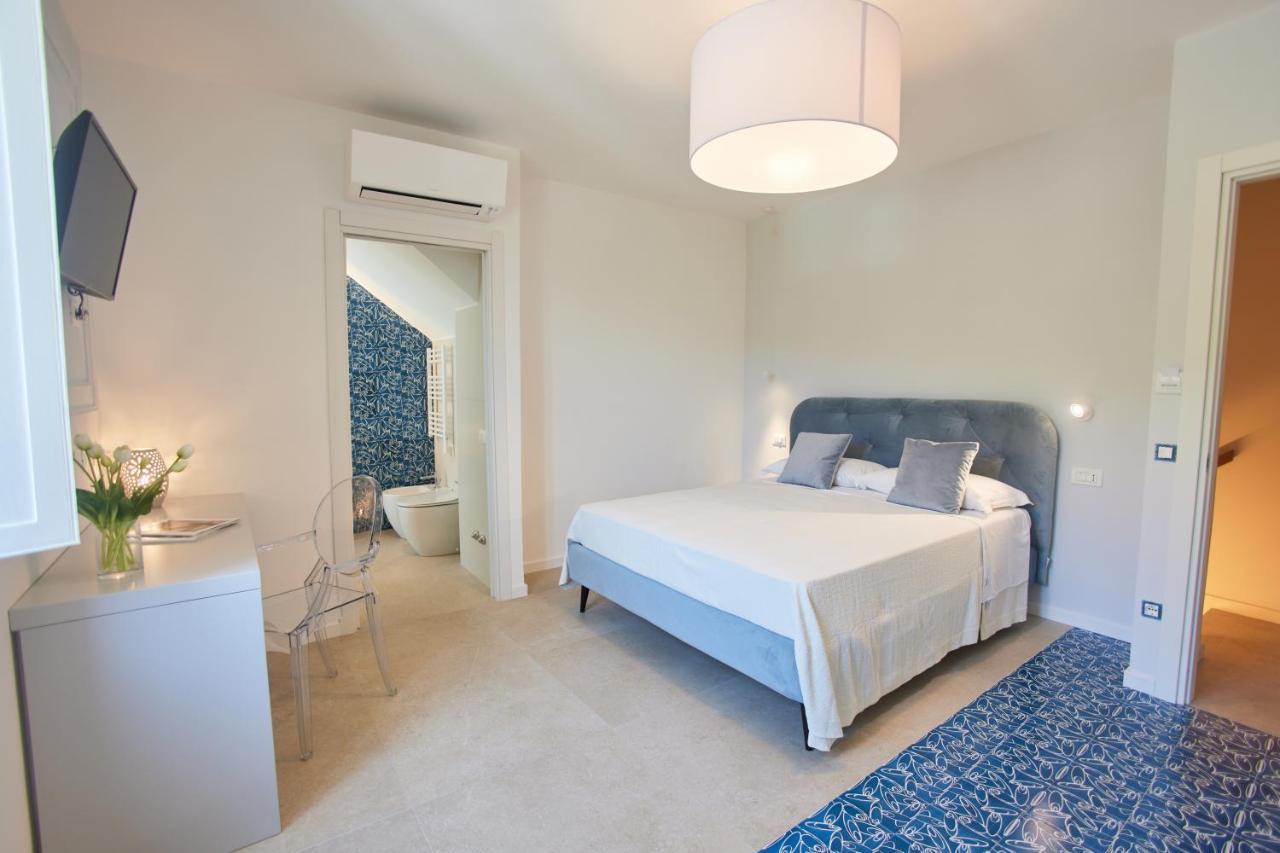 Doppelzimmer mit Balkon
